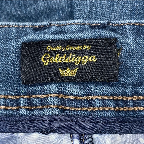 GOLDIGGA Women’s Denim Jeans. Sz  10R. (30X31). - Picture 3 of 4